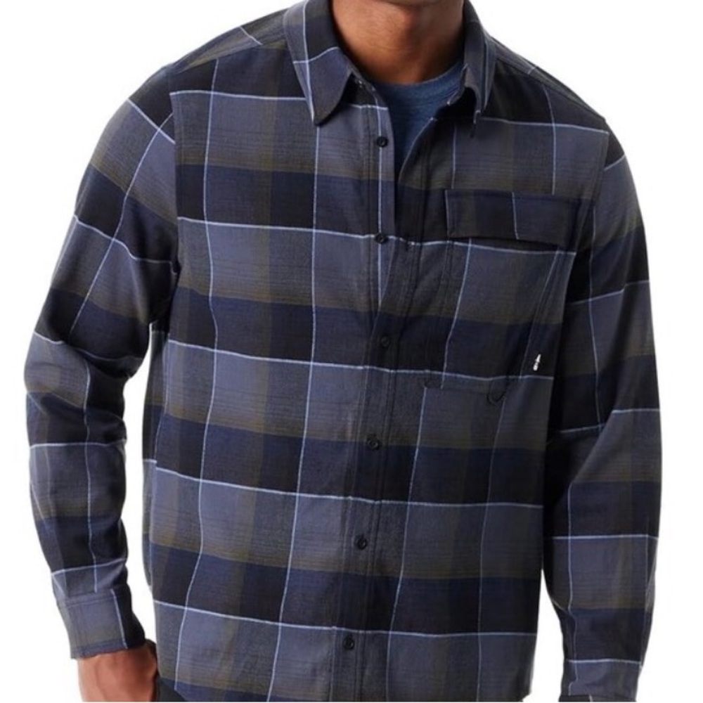 Bass Outdoor NWT ombre blue men’s classic fit plaid flannel button stretch
